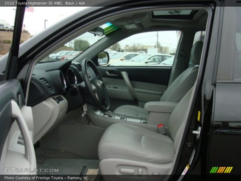 Black / Ash 2010 Toyota Highlander SE 4WD