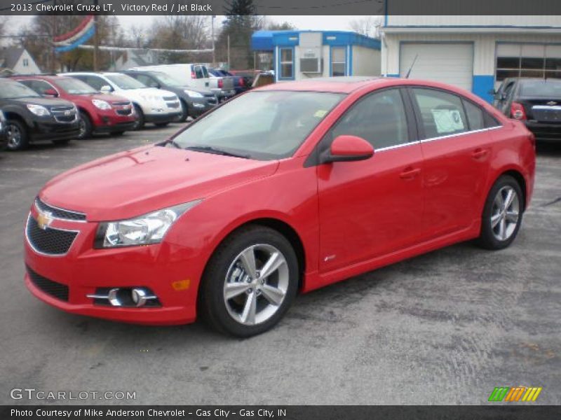 Victory Red / Jet Black 2013 Chevrolet Cruze LT