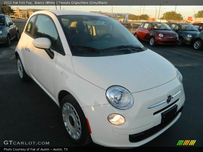 Bianco (White) / Tessuto Grigio/Nero (Grey/Black) 2012 Fiat 500 Pop