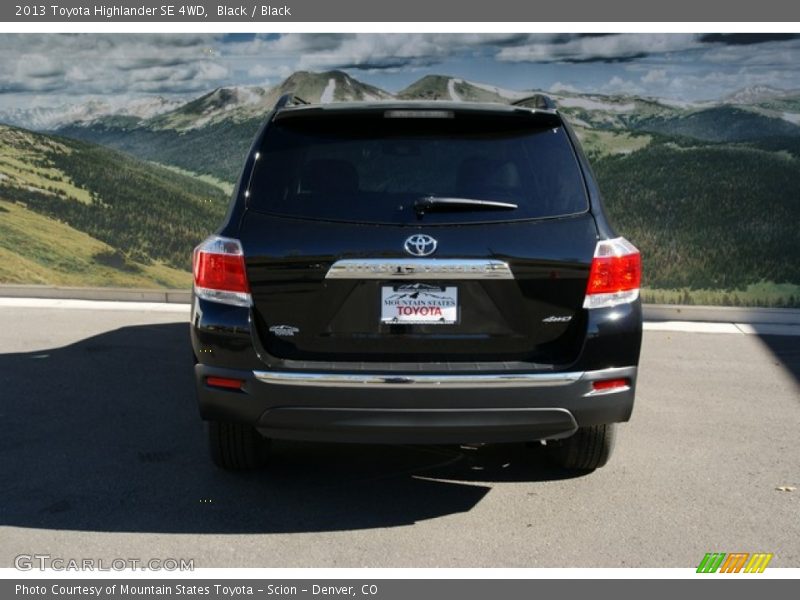 Black / Black 2013 Toyota Highlander SE 4WD