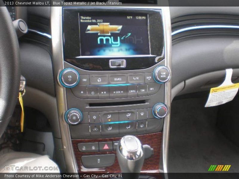 Controls of 2013 Malibu LT