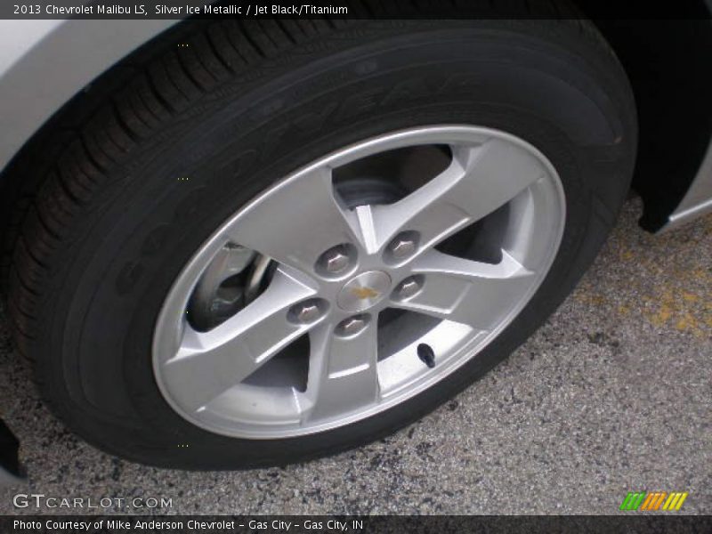 Silver Ice Metallic / Jet Black/Titanium 2013 Chevrolet Malibu LS