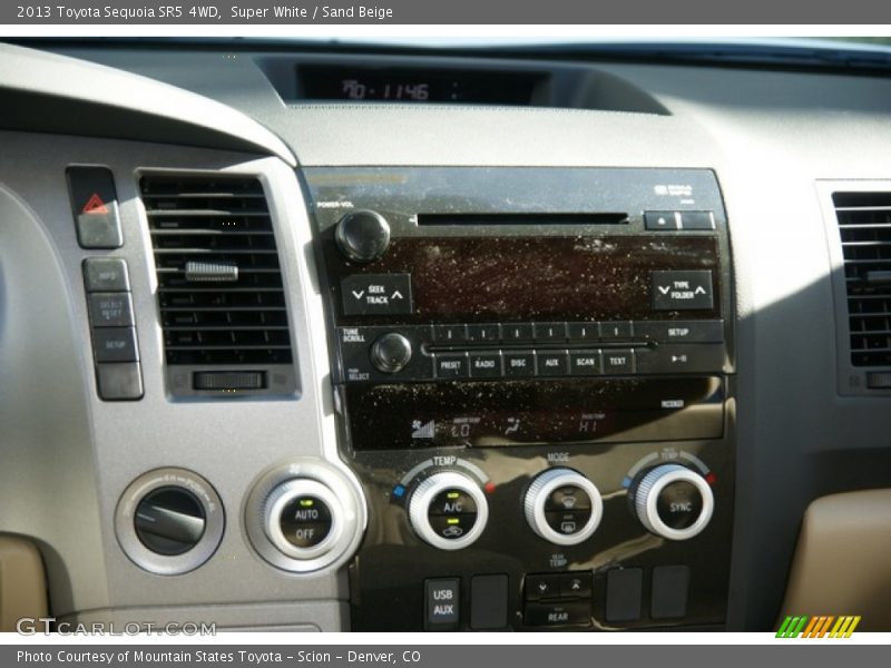 Super White / Sand Beige 2013 Toyota Sequoia SR5 4WD