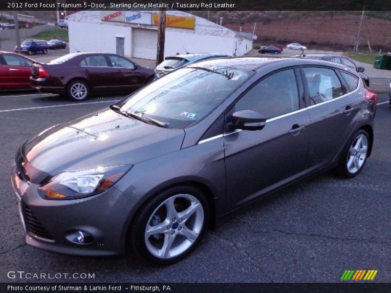 Front 3/4 View of 2012 Focus Titanium 5-Door