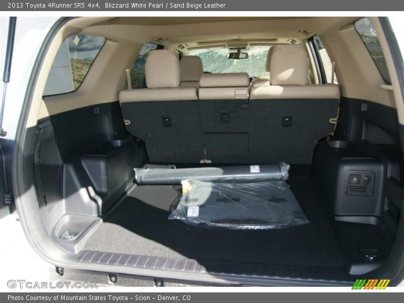 Blizzard White Pearl / Sand Beige Leather 2013 Toyota 4Runner SR5 4x4