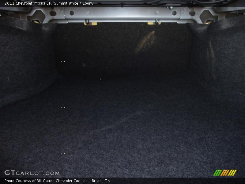 Summit White / Ebony 2011 Chevrolet Impala LT