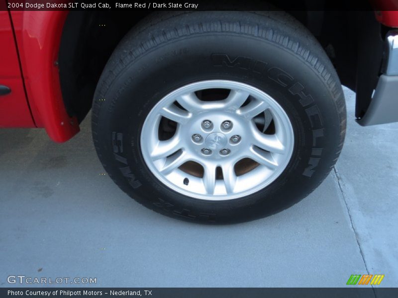 Flame Red / Dark Slate Gray 2004 Dodge Dakota SLT Quad Cab