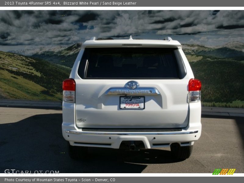 Blizzard White Pearl / Sand Beige Leather 2013 Toyota 4Runner SR5 4x4
