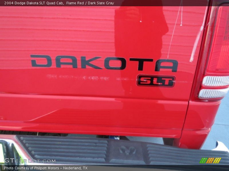 Flame Red / Dark Slate Gray 2004 Dodge Dakota SLT Quad Cab