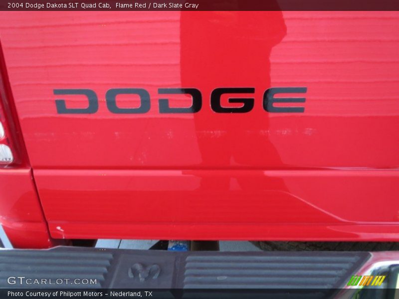 Flame Red / Dark Slate Gray 2004 Dodge Dakota SLT Quad Cab