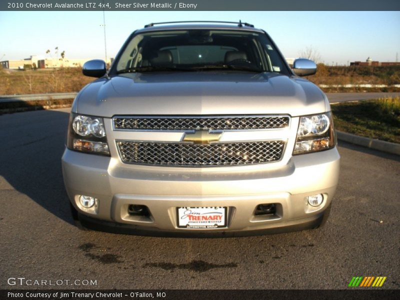 Sheer Silver Metallic / Ebony 2010 Chevrolet Avalanche LTZ 4x4