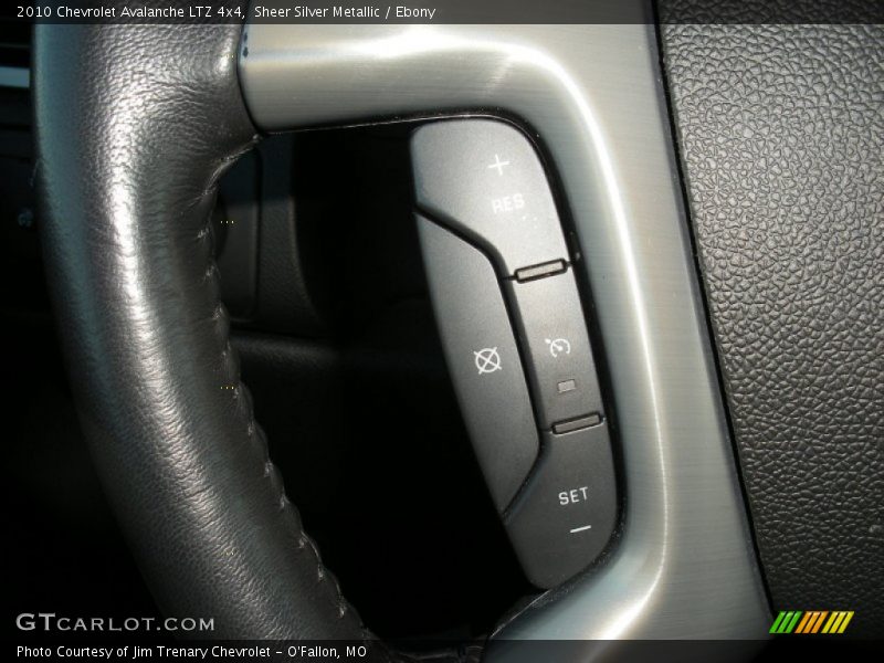 Sheer Silver Metallic / Ebony 2010 Chevrolet Avalanche LTZ 4x4