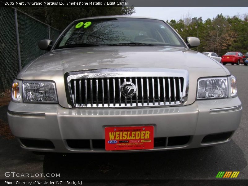 Smokestone Metallic / Light Camel 2009 Mercury Grand Marquis LS