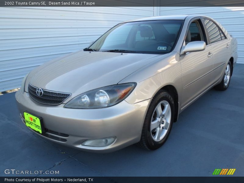 Desert Sand Mica / Taupe 2002 Toyota Camry SE