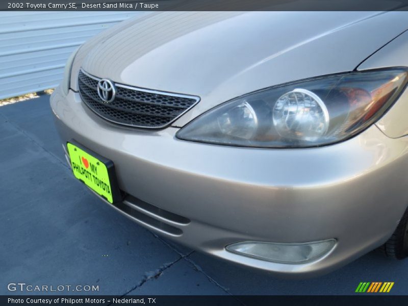 Desert Sand Mica / Taupe 2002 Toyota Camry SE