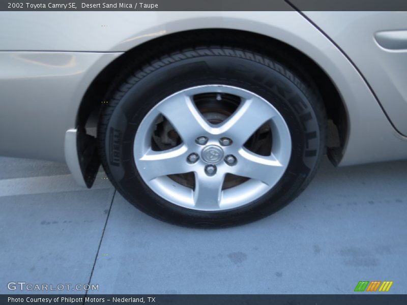 Desert Sand Mica / Taupe 2002 Toyota Camry SE