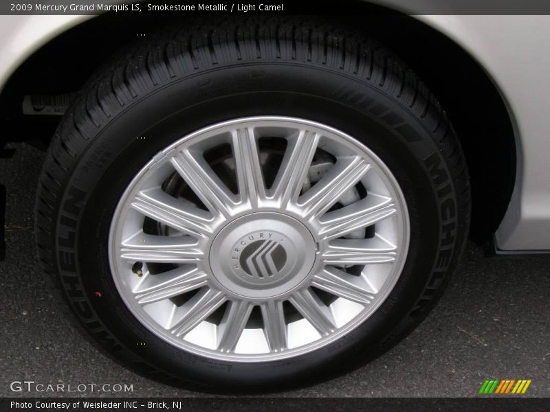 Smokestone Metallic / Light Camel 2009 Mercury Grand Marquis LS