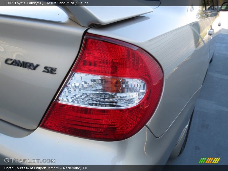 Desert Sand Mica / Taupe 2002 Toyota Camry SE