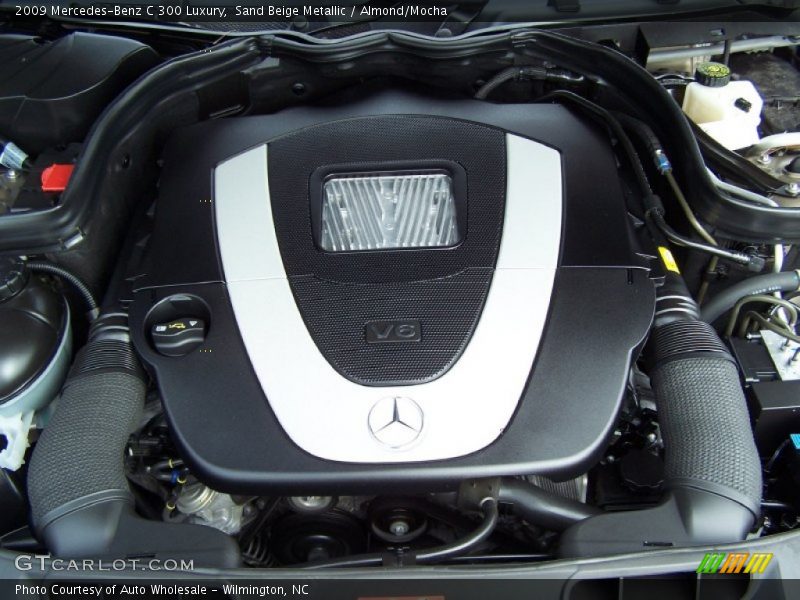 Sand Beige Metallic / Almond/Mocha 2009 Mercedes-Benz C 300 Luxury