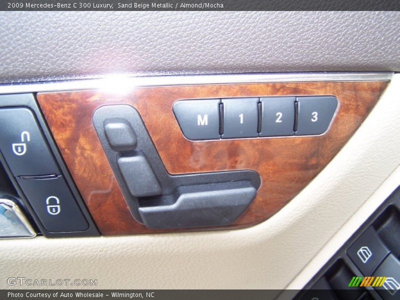 Sand Beige Metallic / Almond/Mocha 2009 Mercedes-Benz C 300 Luxury