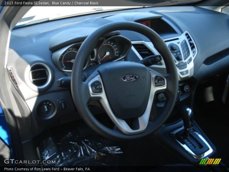 Blue Candy / Charcoal Black 2013 Ford Fiesta SE Sedan