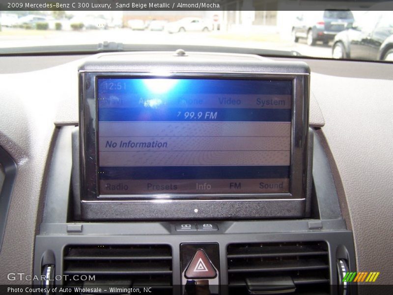 Sand Beige Metallic / Almond/Mocha 2009 Mercedes-Benz C 300 Luxury
