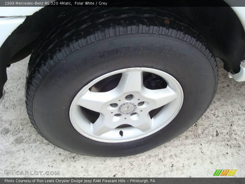 Polar White / Grey 1999 Mercedes-Benz ML 320 4Matic