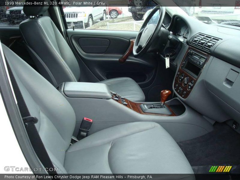 Polar White / Grey 1999 Mercedes-Benz ML 320 4Matic