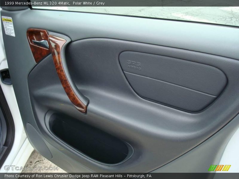 Polar White / Grey 1999 Mercedes-Benz ML 320 4Matic