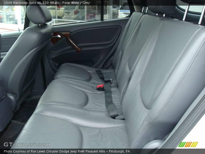 Polar White / Grey 1999 Mercedes-Benz ML 320 4Matic