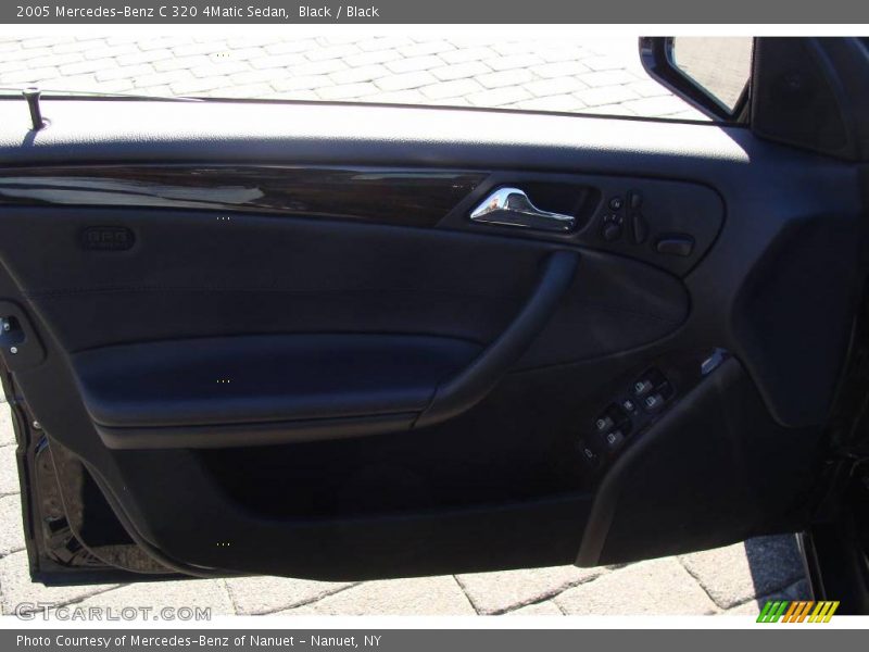 Black / Black 2005 Mercedes-Benz C 320 4Matic Sedan