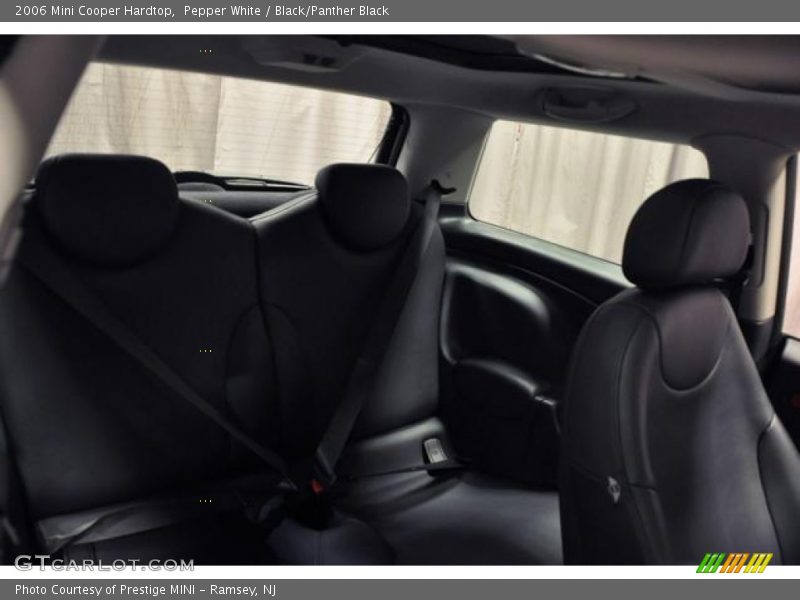 Pepper White / Black/Panther Black 2006 Mini Cooper Hardtop