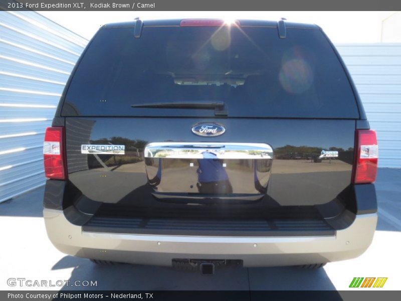 Kodiak Brown / Camel 2013 Ford Expedition XLT