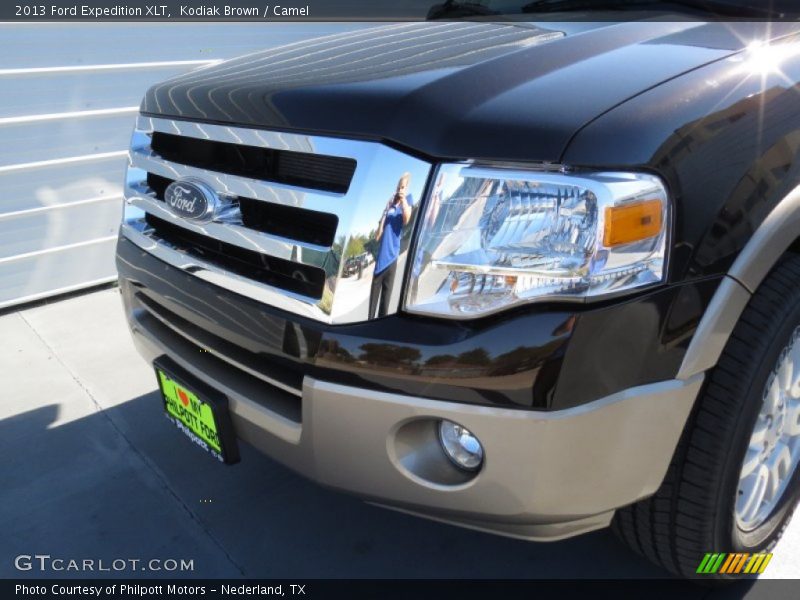 Kodiak Brown / Camel 2013 Ford Expedition XLT