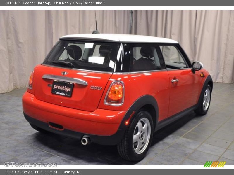 Chili Red / Grey/Carbon Black 2010 Mini Cooper Hardtop