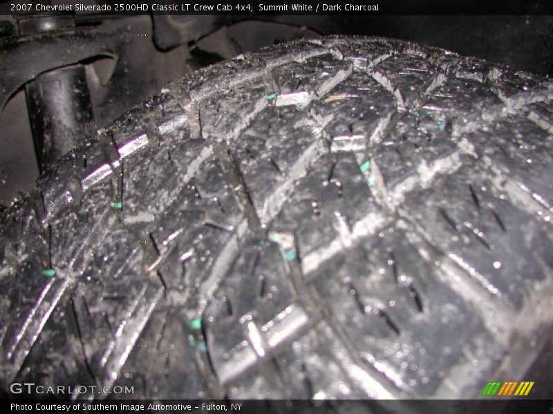 Summit White / Dark Charcoal 2007 Chevrolet Silverado 2500HD Classic LT Crew Cab 4x4
