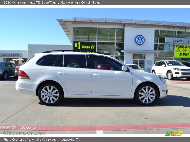 Candy White / Cornsilk Beige 2010 Volkswagen Jetta TDI SportWagen