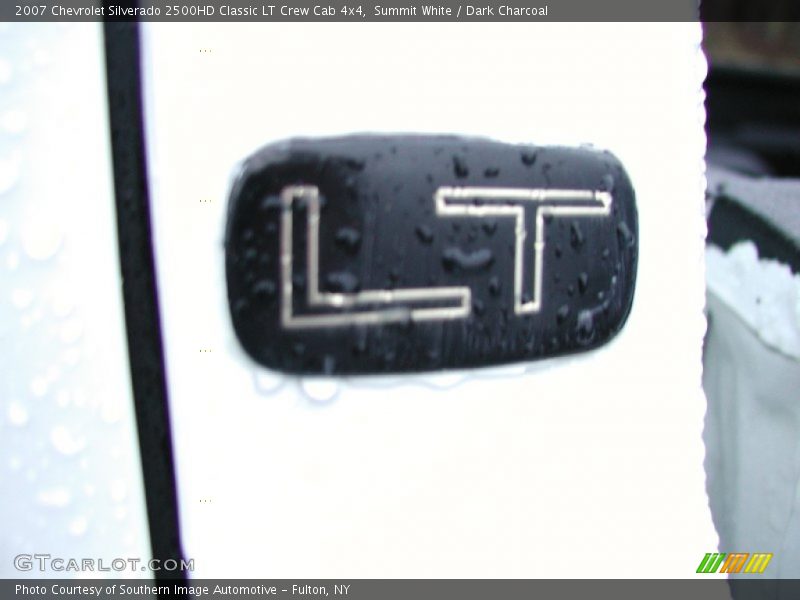 Summit White / Dark Charcoal 2007 Chevrolet Silverado 2500HD Classic LT Crew Cab 4x4