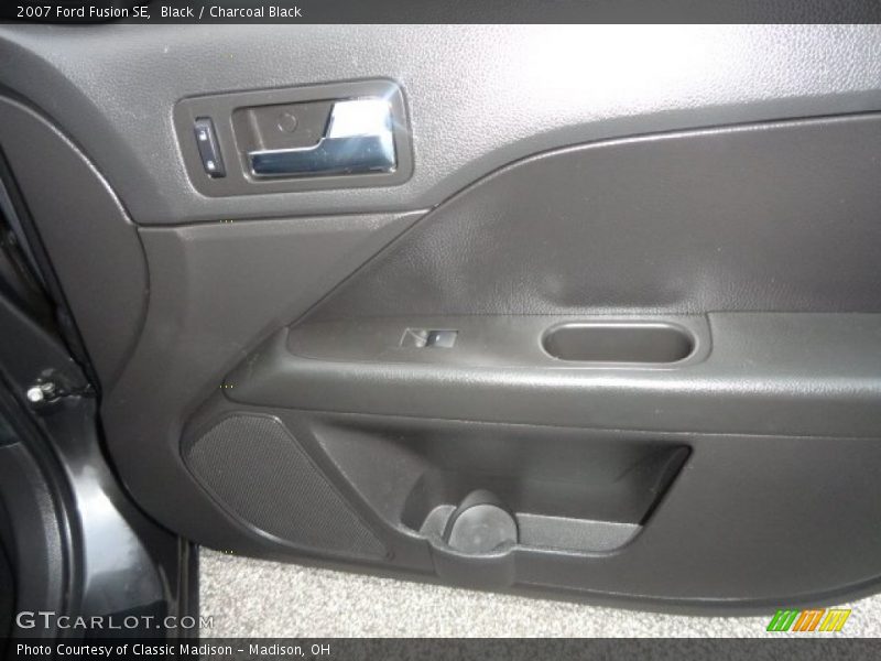 Black / Charcoal Black 2007 Ford Fusion SE
