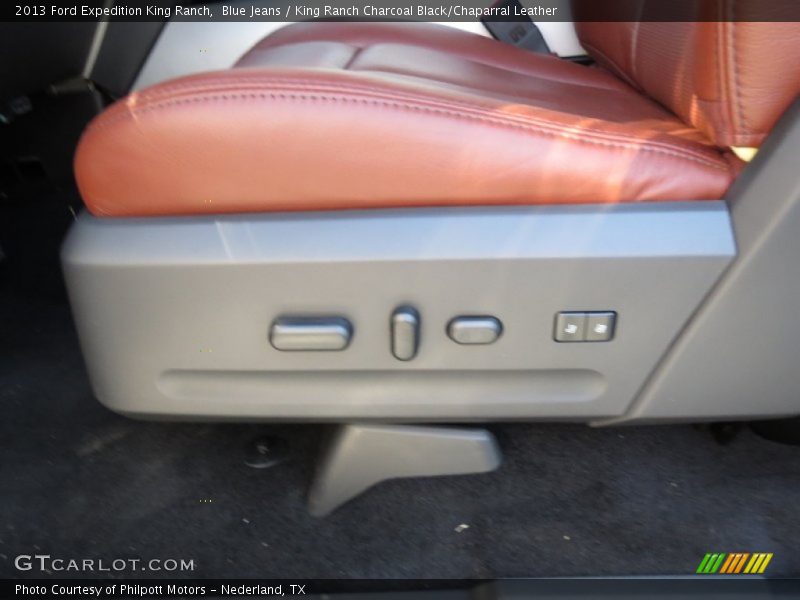 Front Seat of 2013 Expedition King Ranch