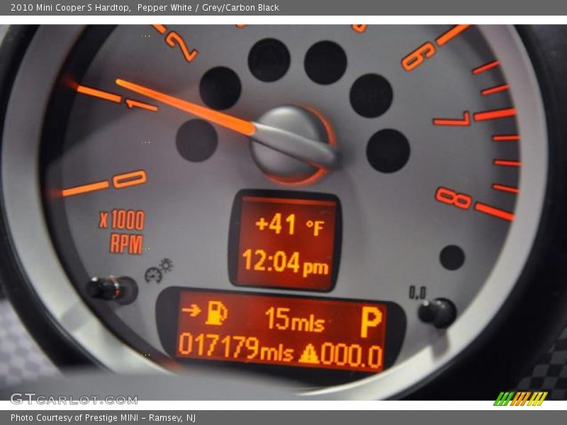Pepper White / Grey/Carbon Black 2010 Mini Cooper S Hardtop