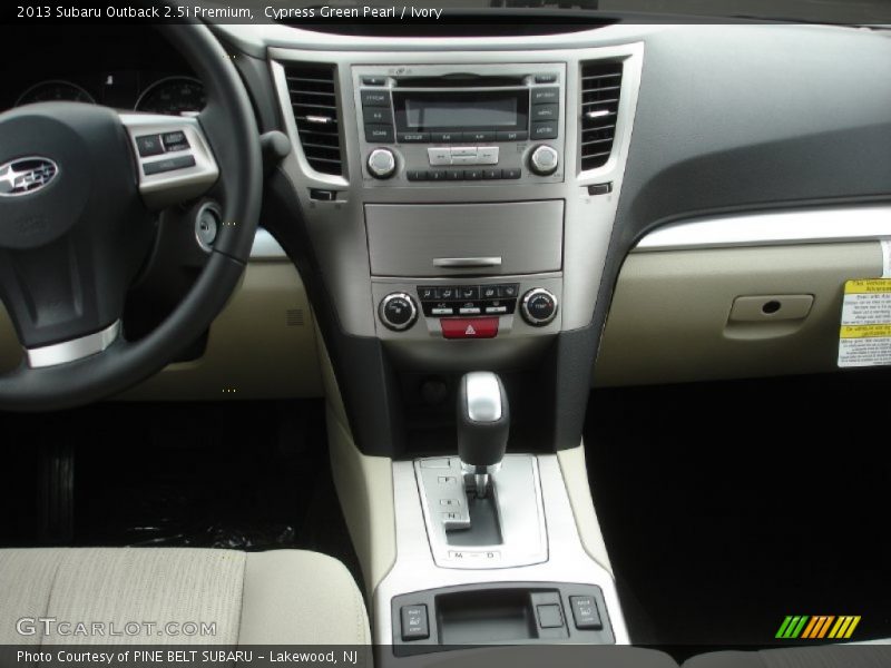 Cypress Green Pearl / Ivory 2013 Subaru Outback 2.5i Premium