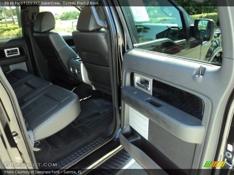 Tuxedo Black / Black 2010 Ford F150 FX2 SuperCrew