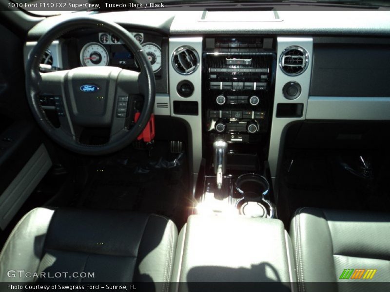 Tuxedo Black / Black 2010 Ford F150 FX2 SuperCrew