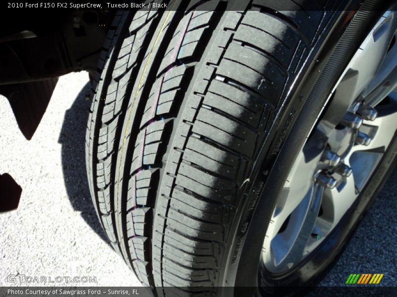 Tuxedo Black / Black 2010 Ford F150 FX2 SuperCrew
