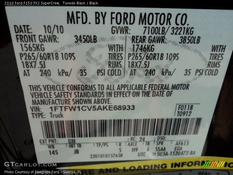 Tuxedo Black / Black 2010 Ford F150 FX2 SuperCrew