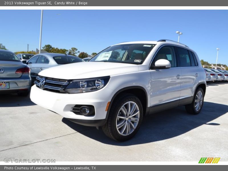Candy White / Beige 2013 Volkswagen Tiguan SE