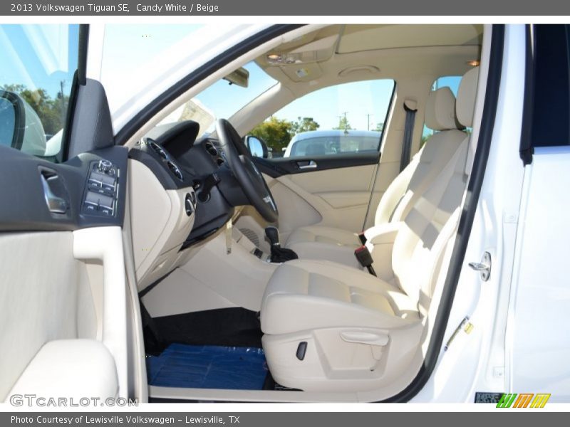 Candy White / Beige 2013 Volkswagen Tiguan SE