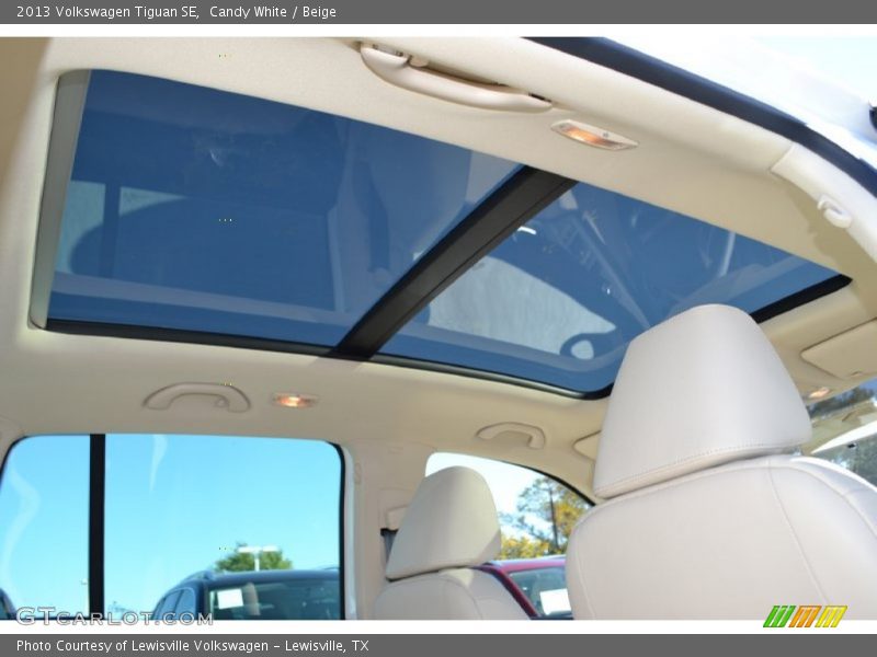 Candy White / Beige 2013 Volkswagen Tiguan SE