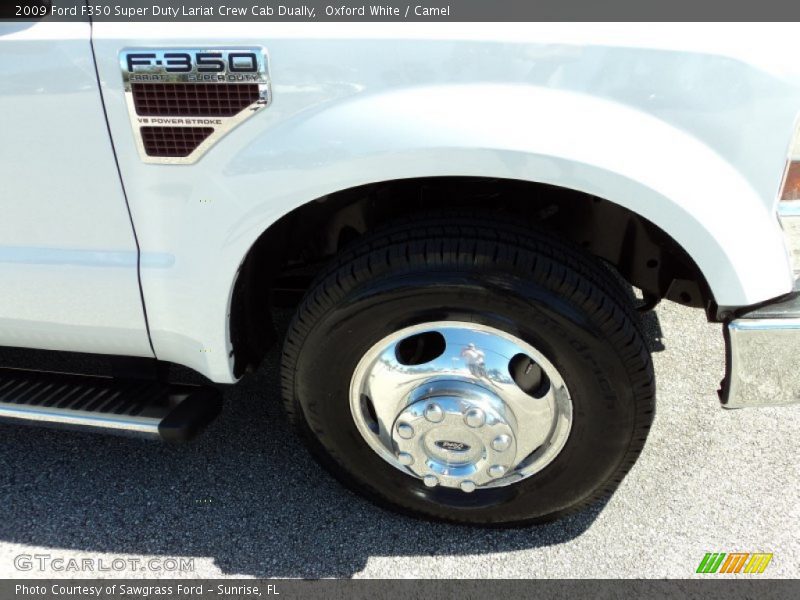 Oxford White / Camel 2009 Ford F350 Super Duty Lariat Crew Cab Dually
